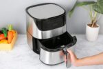 ⁦قلاية Air Fryer المطورة من سايونا ستالس ستيل 6.5 لتر⁩ - الصورة ⁦3⁩